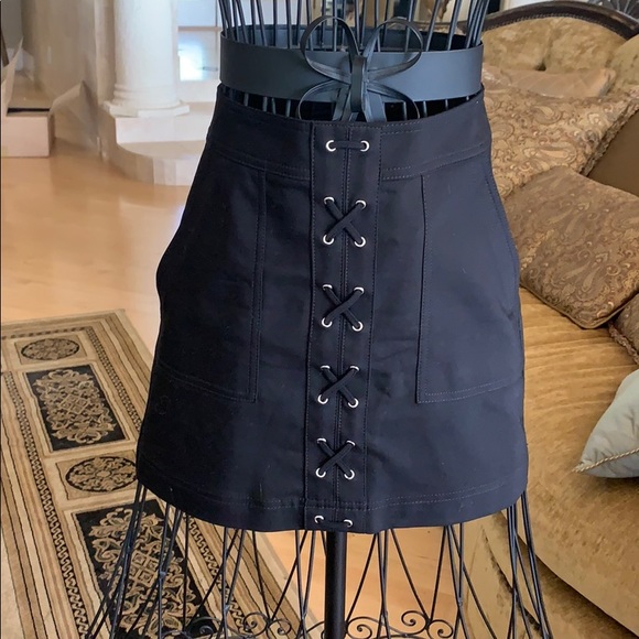Express Dresses & Skirts - NWT Adorable Black Express Skirt Size 0